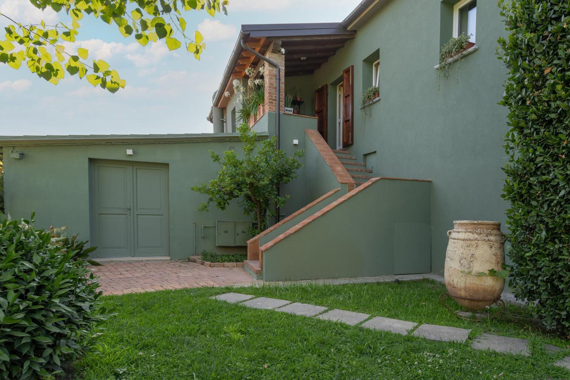 Scarlea Rooms Cecina  Exterior foto