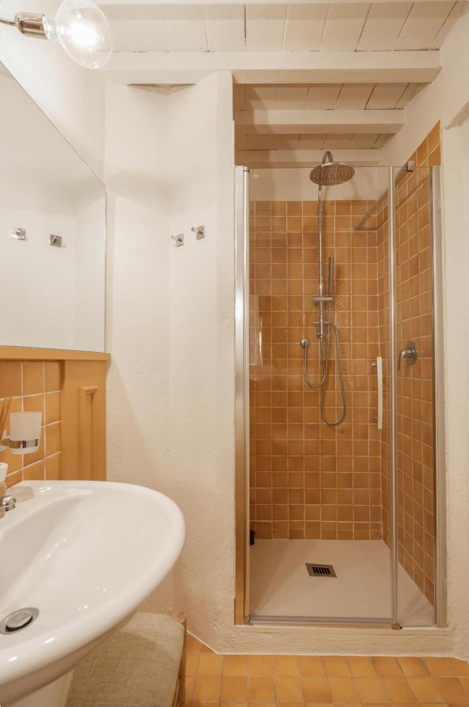 Scarlea Rooms Cecina  Exterior foto